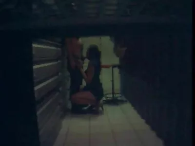 પેપેરોની પુસી વિડીયો (ગબ્બી વેગા)